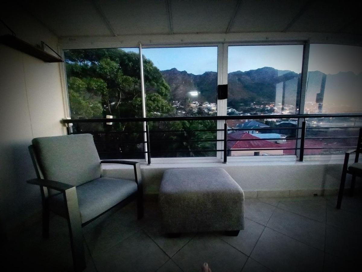 Bay-Side Apartment, Gordon'S Bay Exterior photo